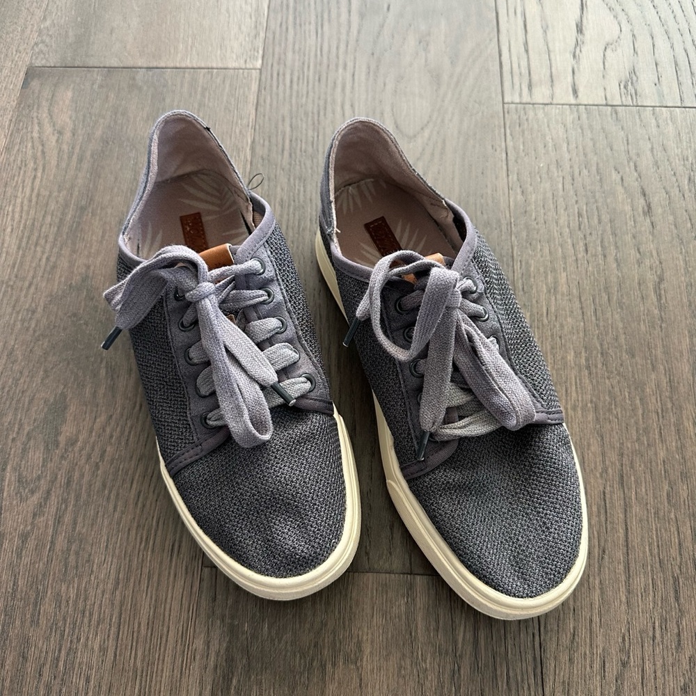 Olukai Pehuea Li Shoes